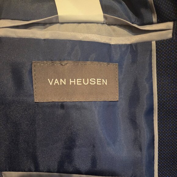 BRAND NEW Van Heusen Mens 2 Piece Suit - Picture 4 of 5